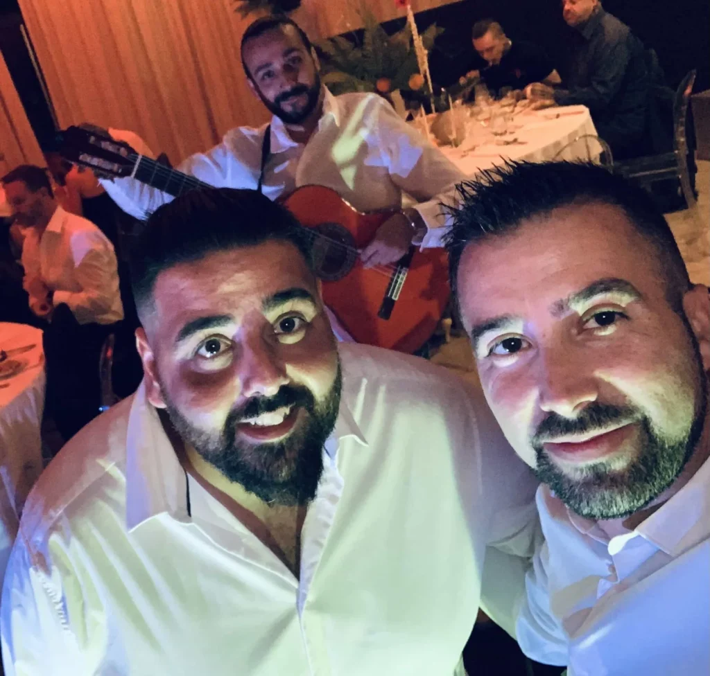 Musicisti in una sala · Rumba Gipsy
